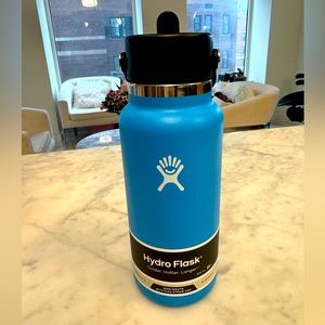 Hydro Flask -Brand New in Box 32oz